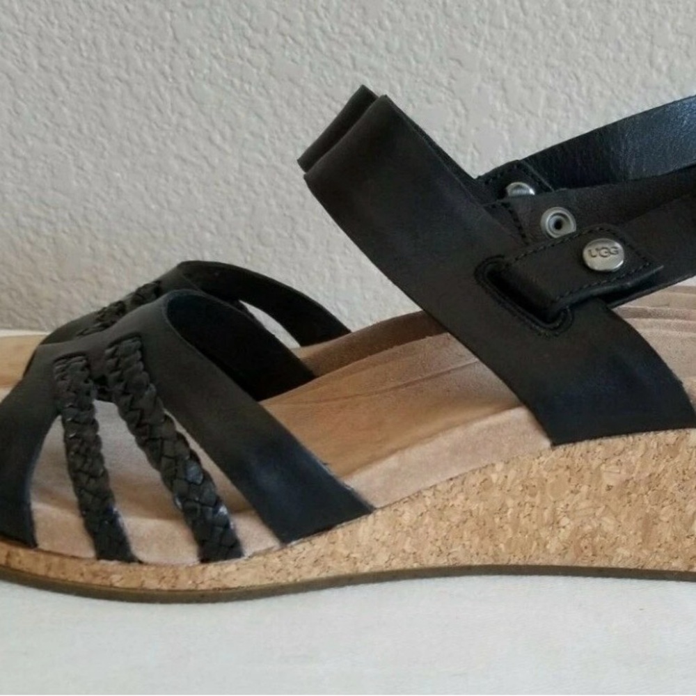 UGG Serinda 8.5 Women’s Black Braided Leather Cork Wedge Sandals